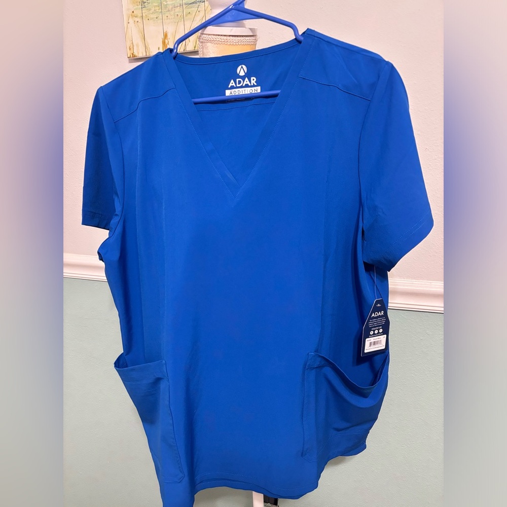 Adar Addition Royal Blue Scrub Set 2XL